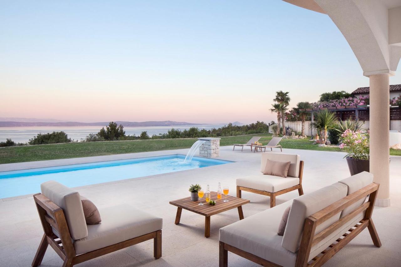 Luxury Panorama Vila With Amazing Seaview In Gondolici 7 Km From Rabac Labin  Eksteriør bilde