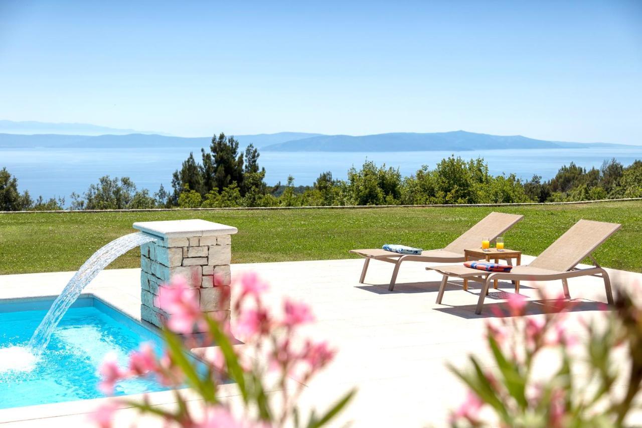 Luxury Panorama Vila With Amazing Seaview In Gondolici 7 Km From Rabac Labin  Eksteriør bilde