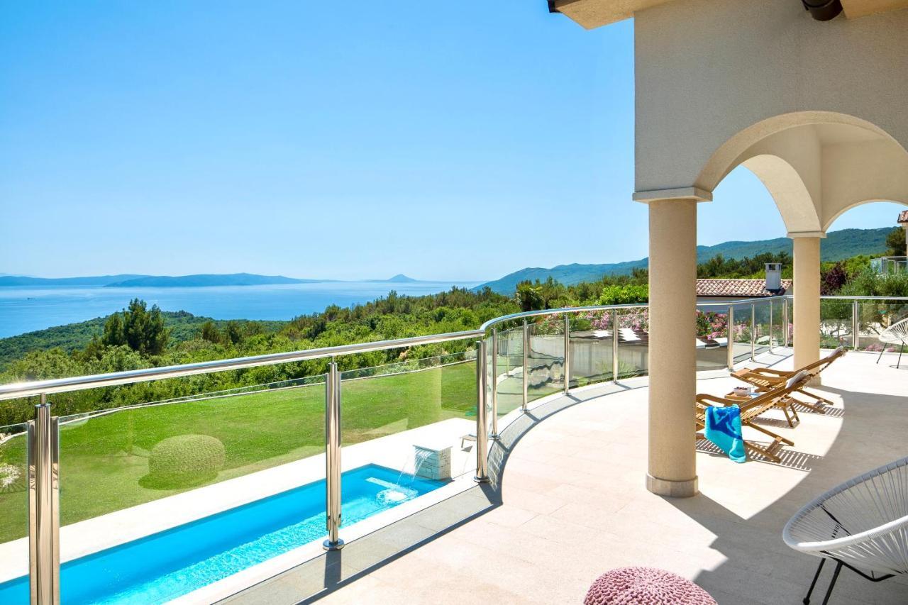 Luxury Panorama Vila With Amazing Seaview In Gondolici 7 Km From Rabac Labin  Eksteriør bilde