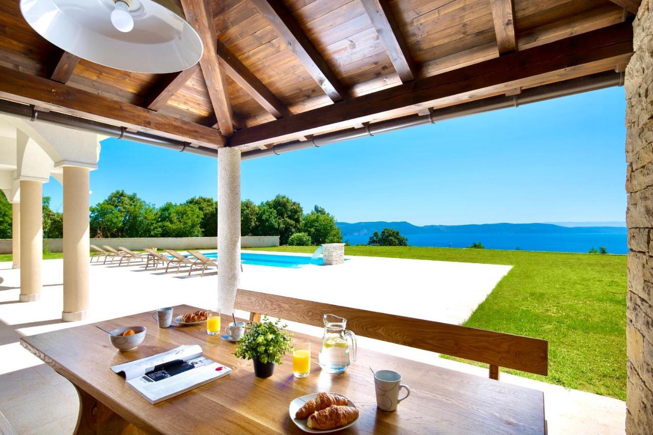 Luxury Panorama Vila With Amazing Seaview In Gondolici 7 Km From Rabac Labin  Eksteriør bilde