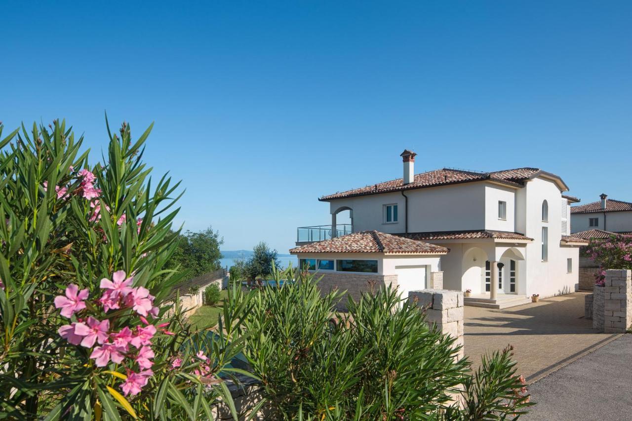 Luxury Panorama Vila With Amazing Seaview In Gondolici 7 Km From Rabac Labin  Eksteriør bilde